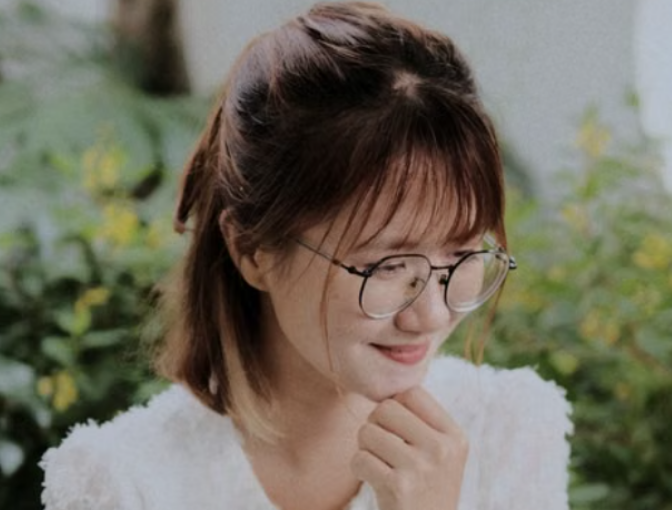 近视术后视力已经 1.0，为什么医生依旧要求每年查眼底？
